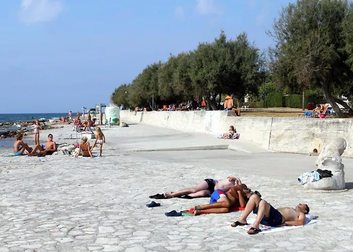 Apartman By The Sea Novigrad - 6979 *