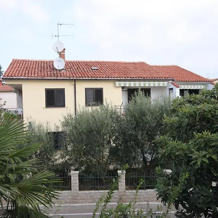 Lägenhet By The Sea Novigrad - 6979 *